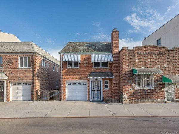 2323 32nd Street , Astoria, NY 11105