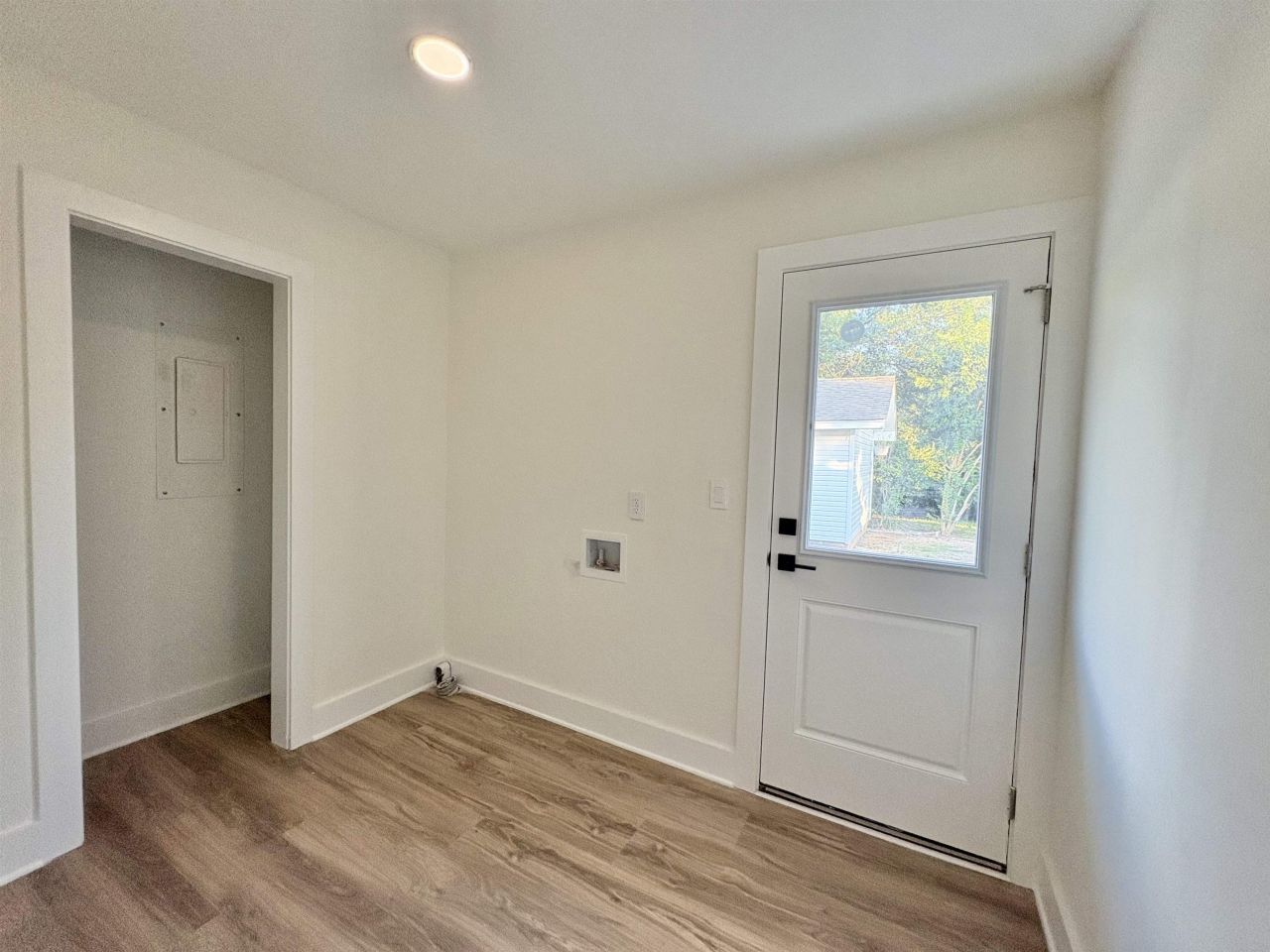 7616 Glenwood Dr. Photo 15