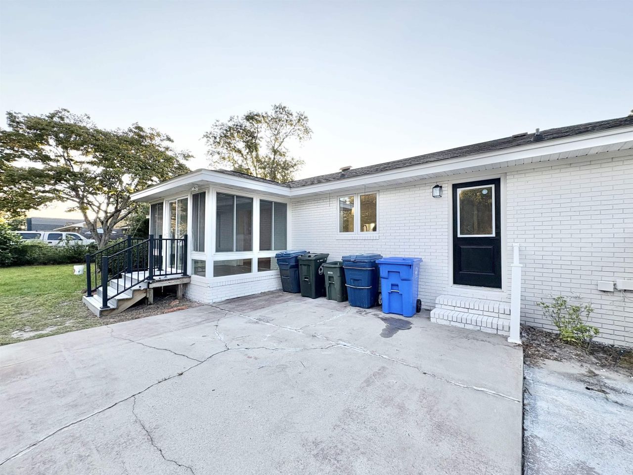 7616 Glenwood Dr. Photo 16