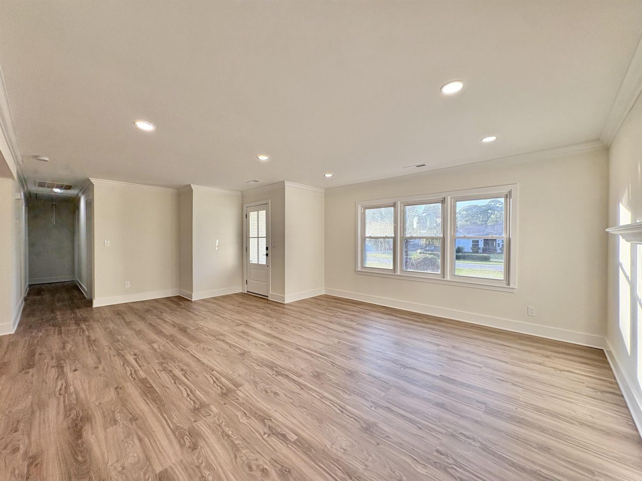 7616 Glenwood Dr. Photo 7