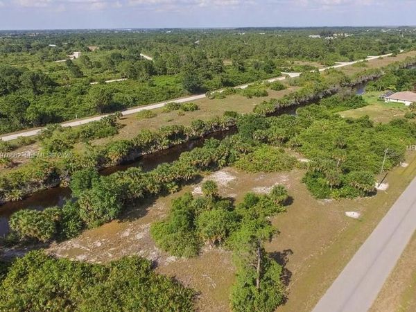 272 Baytree Dr. , Port Charlotte, FL 33947