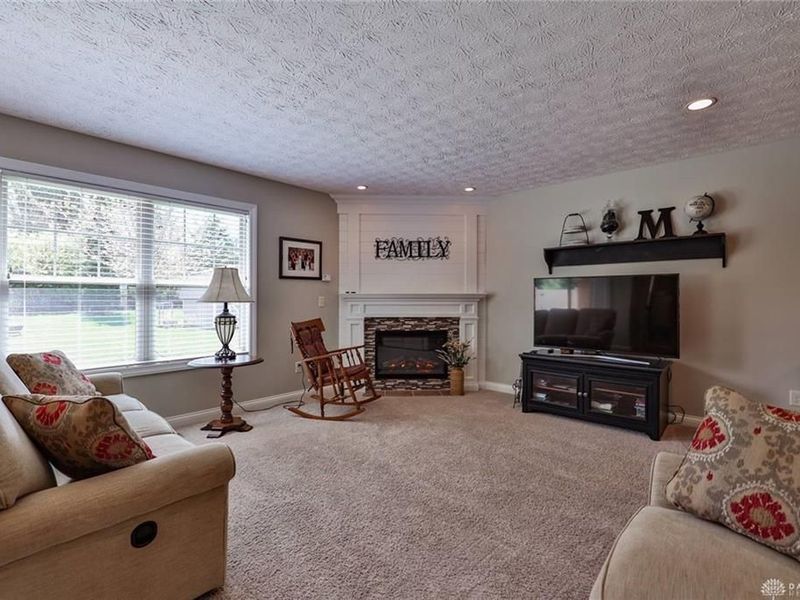 564 Cider Mill Way, Tipp City, OH 45371 Photo 4