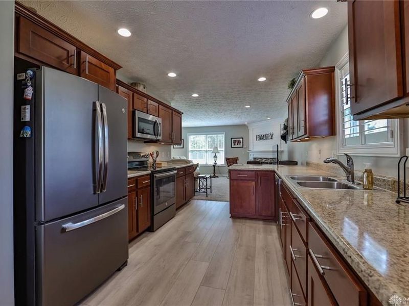 564 Cider Mill Way, Tipp City, OH 45371 Photo 5