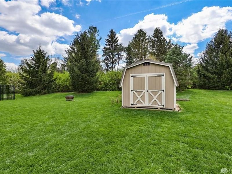 564 Cider Mill Way, Tipp City, OH 45371 Photo 9