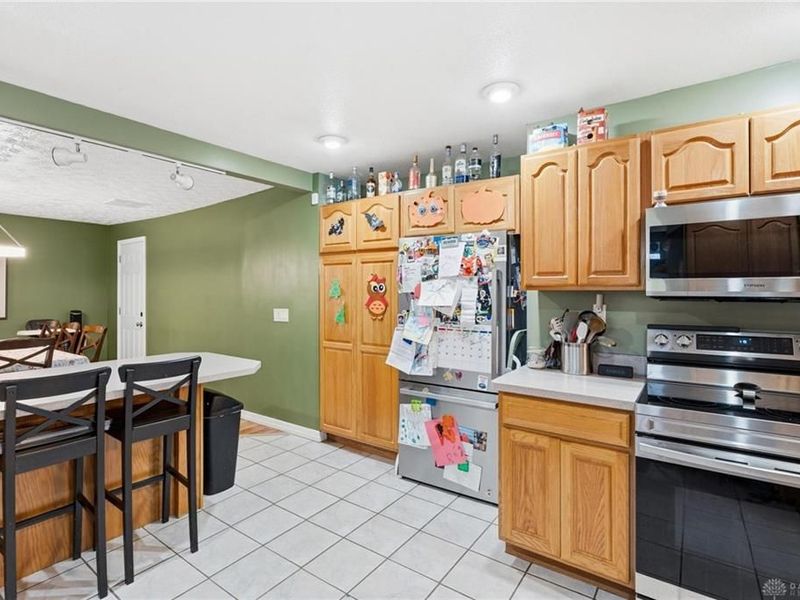 4083 Dayton Xenia Road, Beavercreek, OH 45432 Photo 13