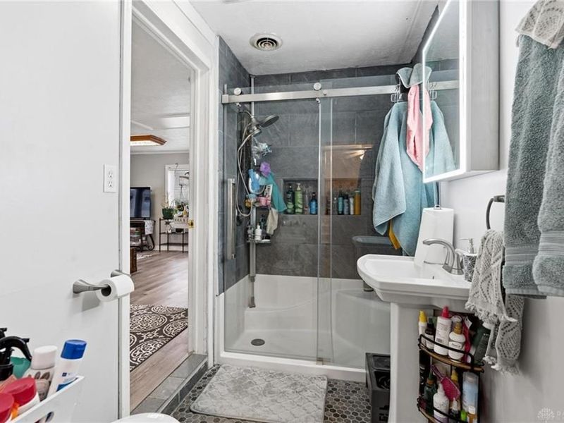 4083 Dayton Xenia Road, Beavercreek, OH 45432 Photo 34