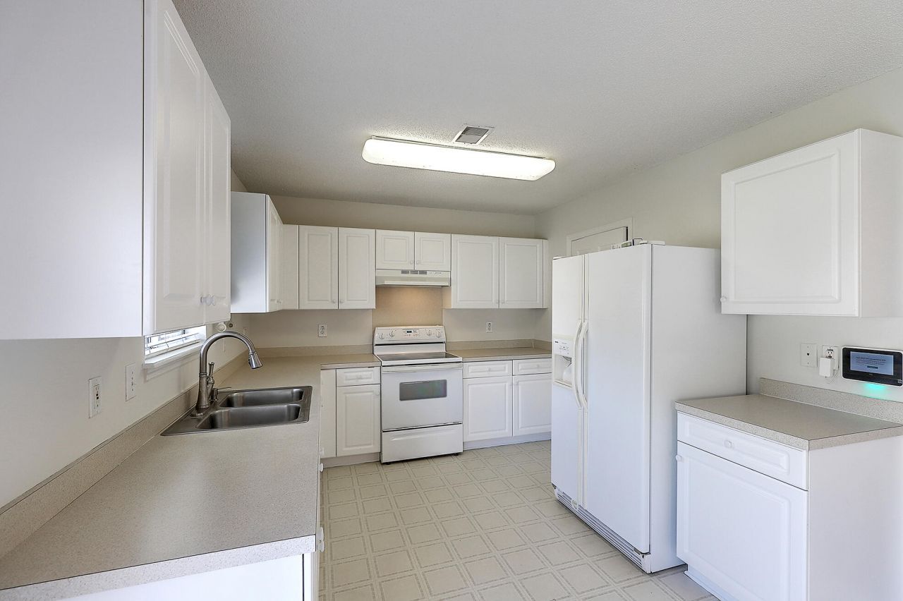 1354 Pinyon Pine Drive Photo 12