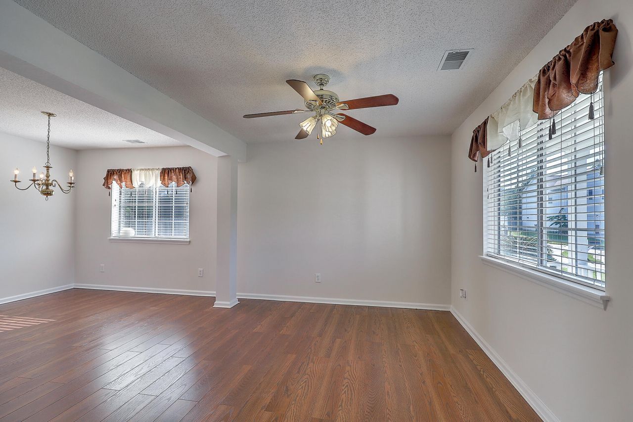 1354 Pinyon Pine Drive Photo 5