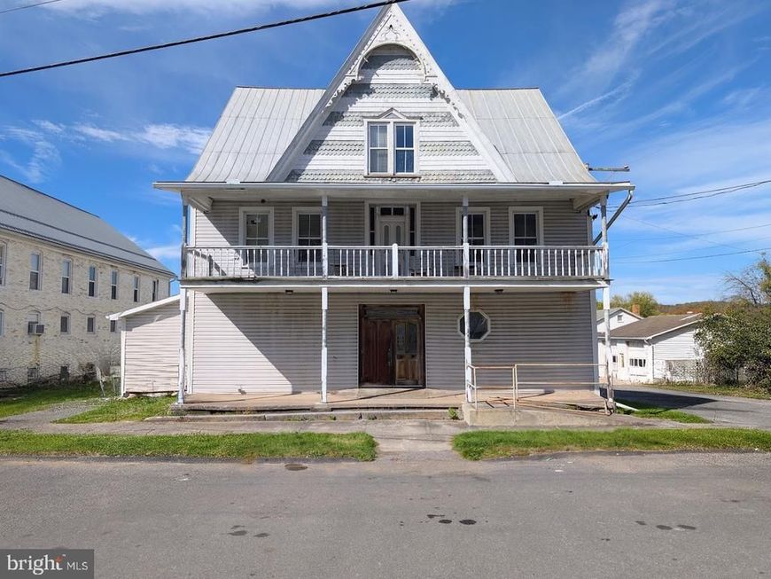 229 Main St , Manns Choice, PA 15550 Main Photo