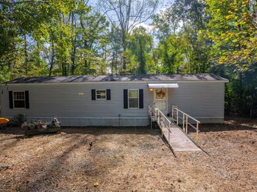 105 Whisperridge Court, Moneta, VA 24121