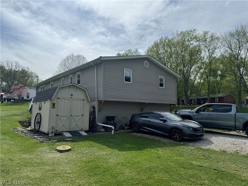 2140 Potts Lane, Zanesville, OH 43701 Photo 7