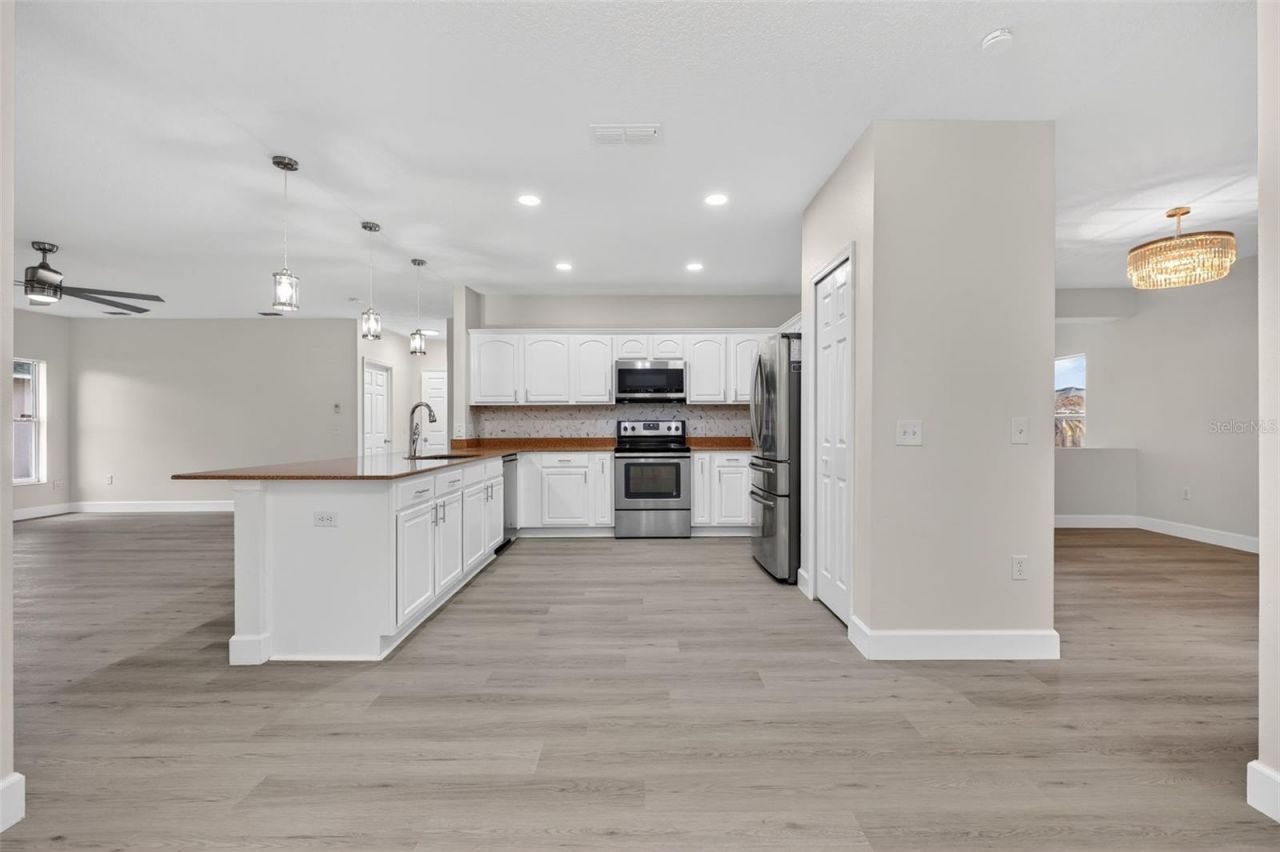 402 Big Sioux Court , Kissimmee, FL 34759 Photo