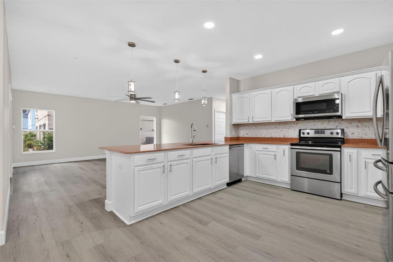 402 Big Sioux Court , Kissimmee, FL 34759 Photo