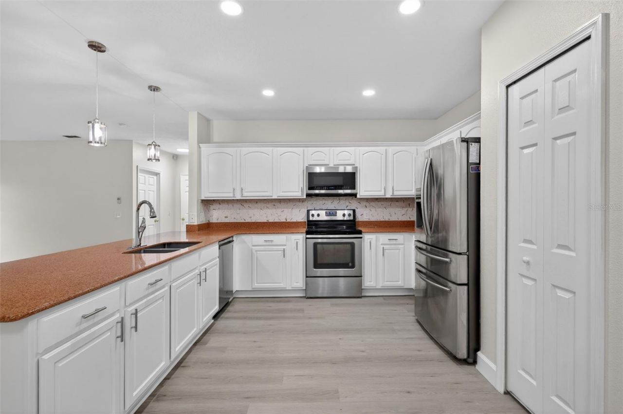 402 Big Sioux Court , Kissimmee, FL 34759 Photo