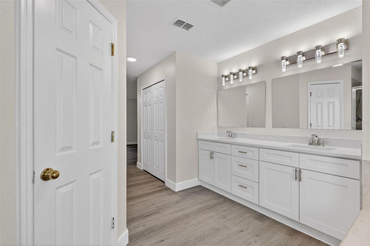 402 Big Sioux Court , Kissimmee, FL 34759 Photo