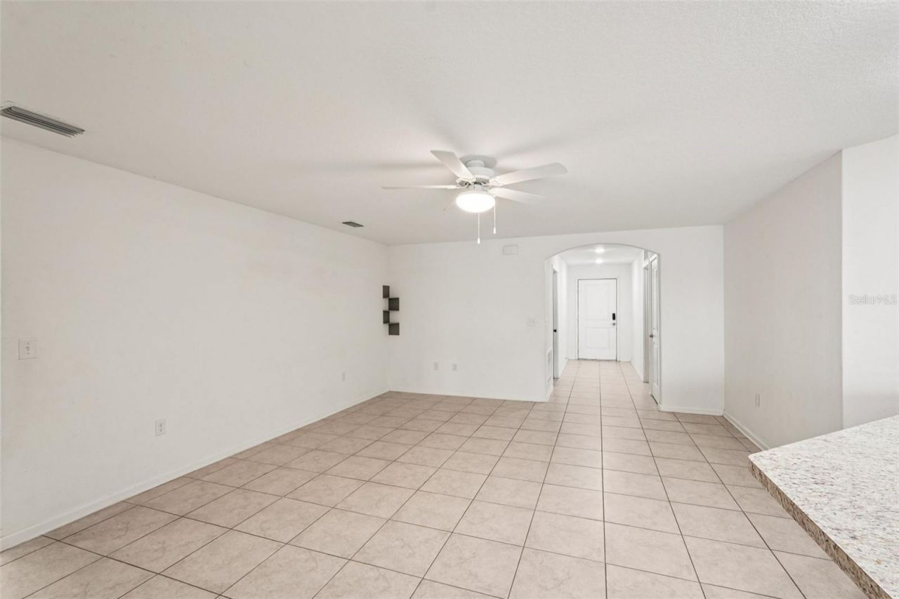 1551 Blue Bayou Circle, Ruskin, FL 33570 Photo