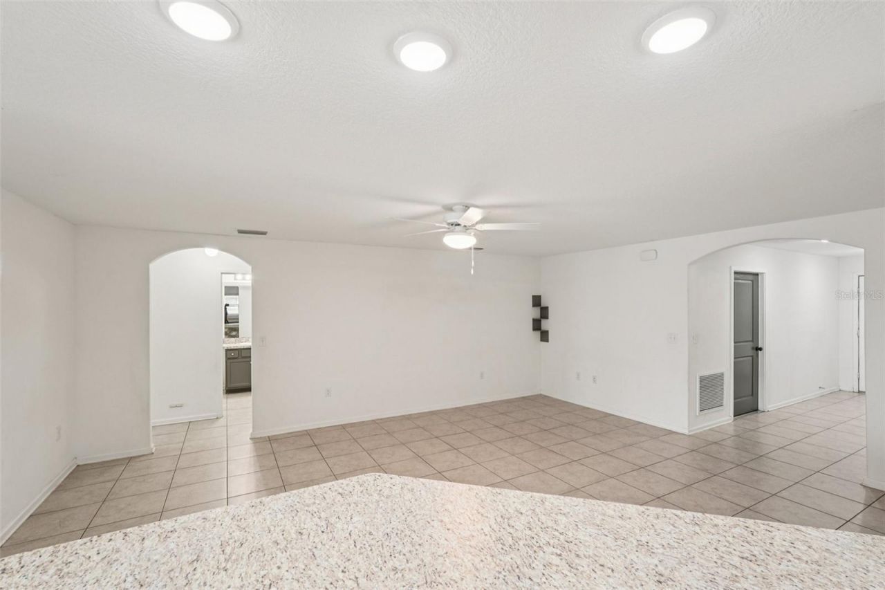 1551 Blue Bayou Circle, Ruskin, FL 33570 Photo