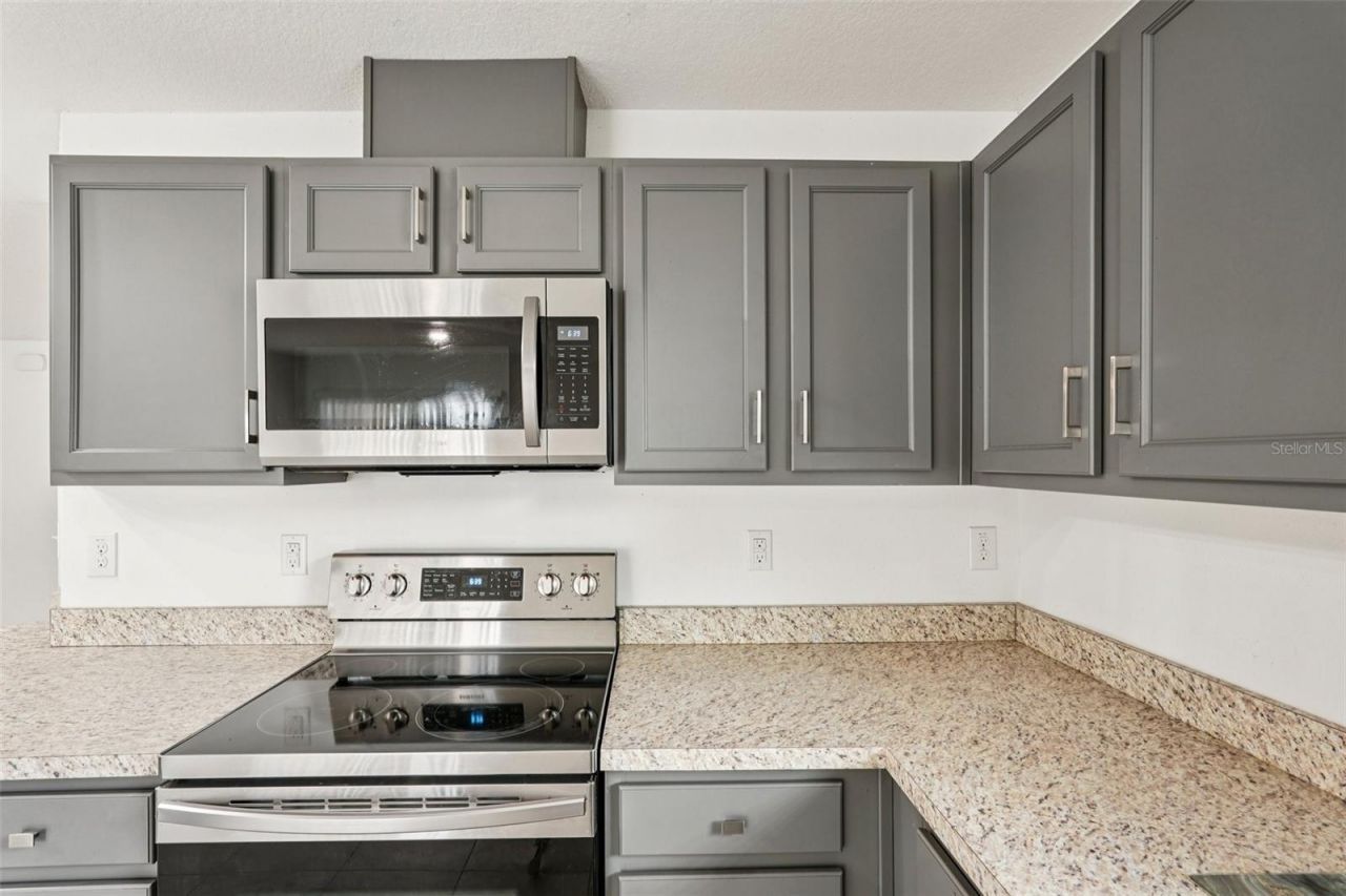1551 Blue Bayou Circle, Ruskin, FL 33570 Photo