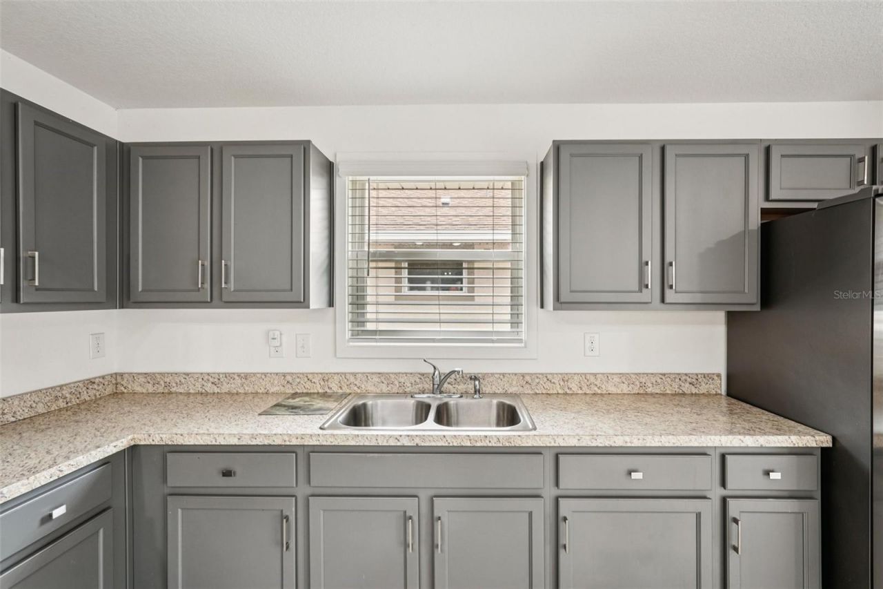 1551 Blue Bayou Circle, Ruskin, FL 33570 Photo