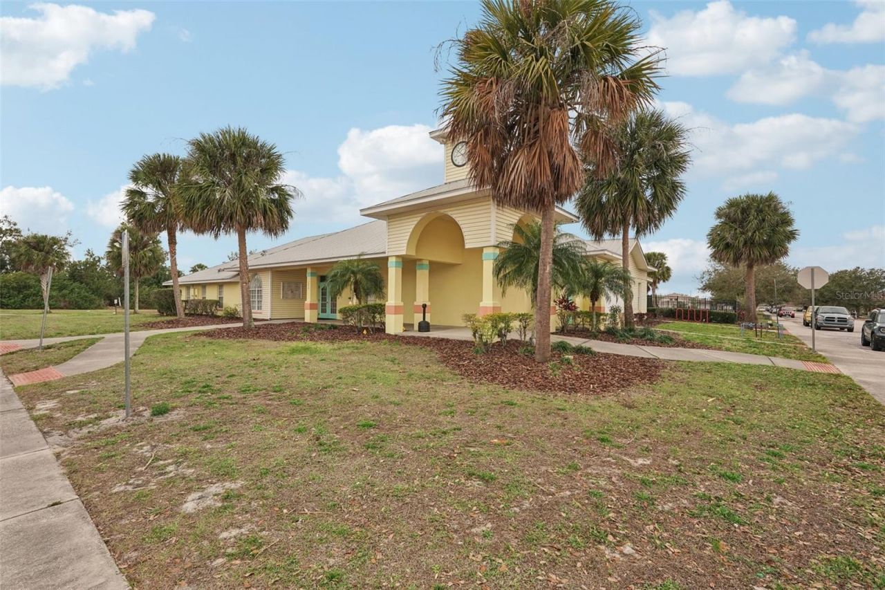 1551 Blue Bayou Circle, Ruskin, FL 33570 Photo