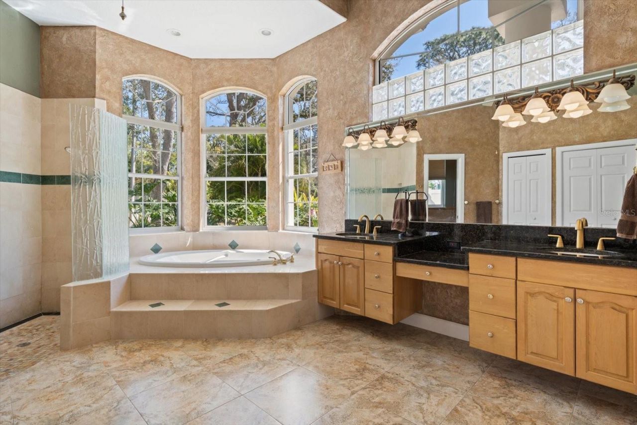 7890 134th Street, Seminole, FL 33776 Photo