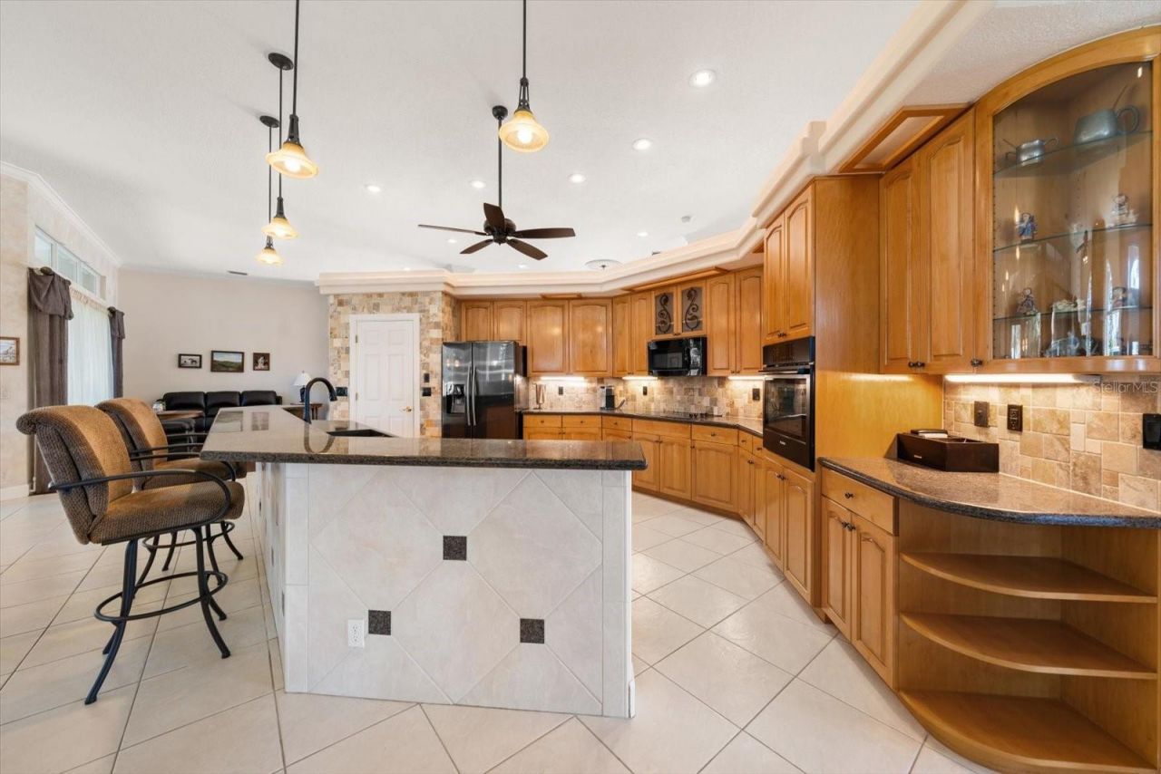 7890 134th Street, Seminole, FL 33776 Photo