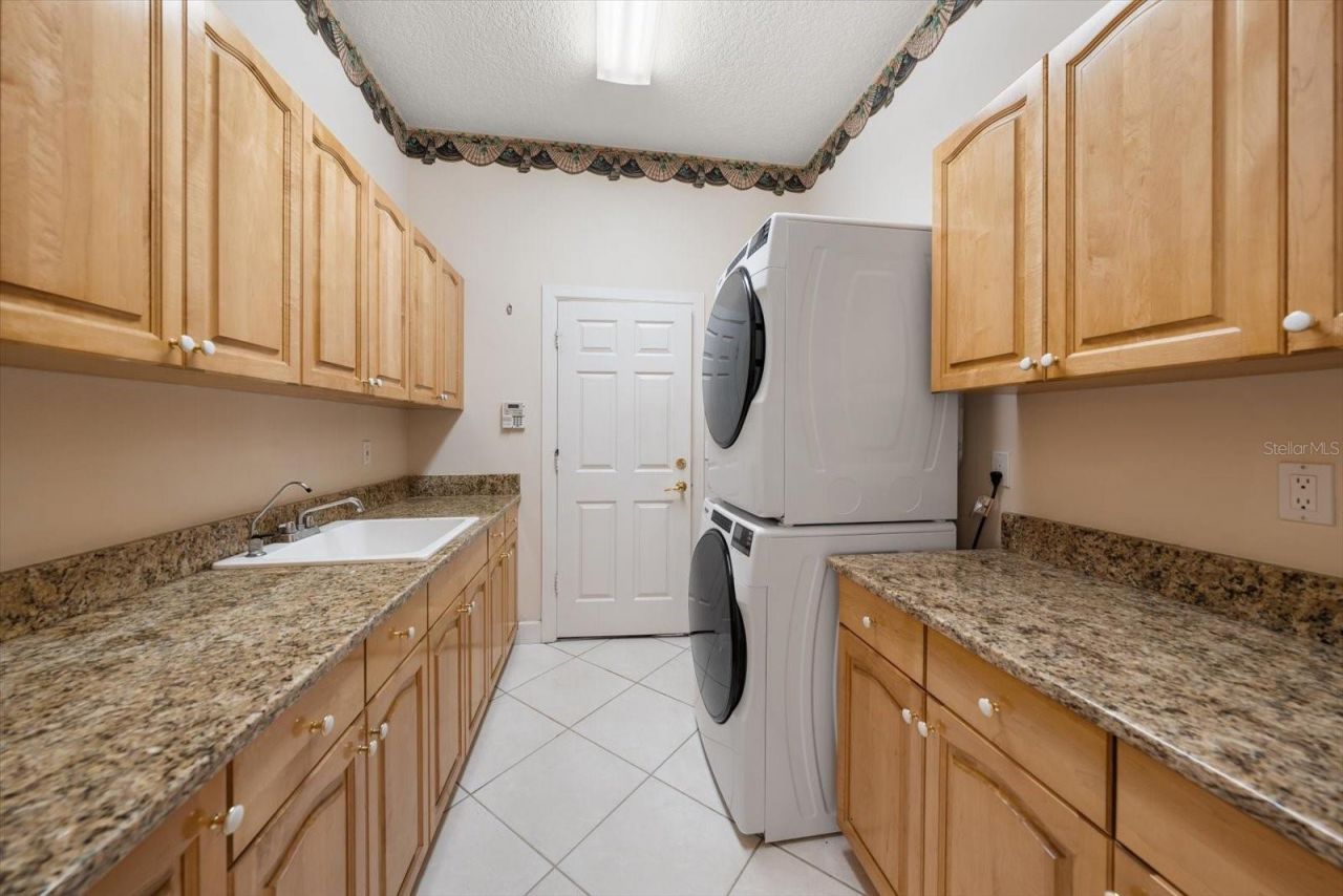 7890 134th Street, Seminole, FL 33776 Photo