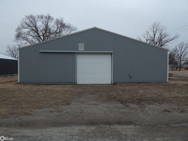 301 N Wheeler, Montezuma, IA 50171