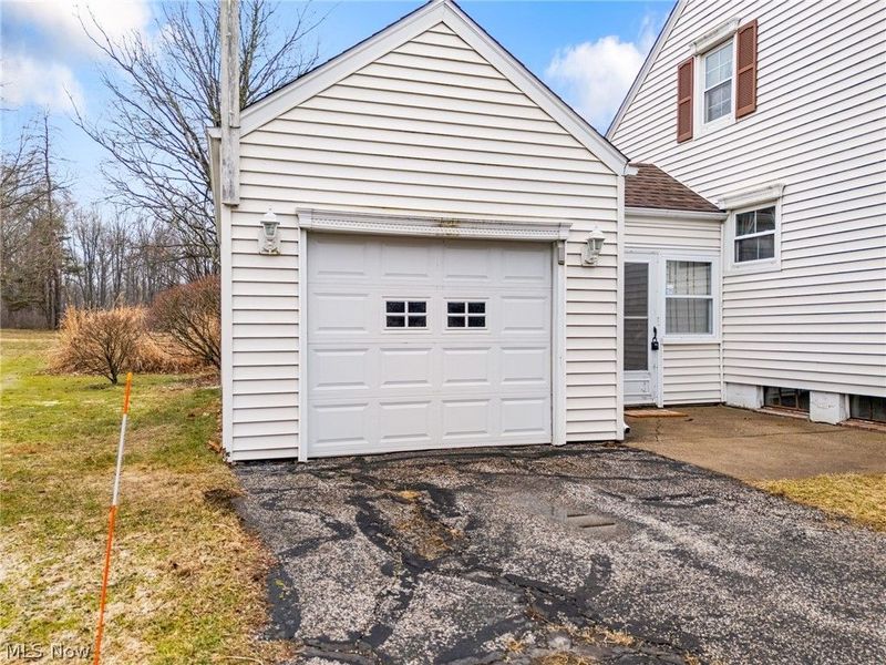 9482 Highland Drive , Brecksville, OH 44141 Photo 5