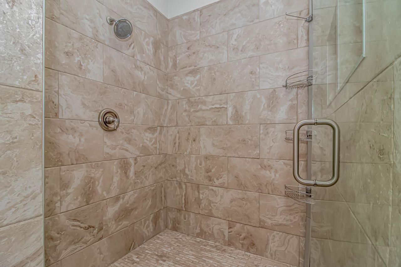 2296 Big Landing Dr. Photo 21