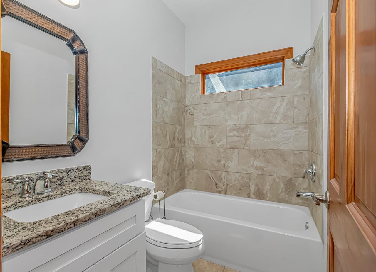 2296 Big Landing Dr. Photo 24