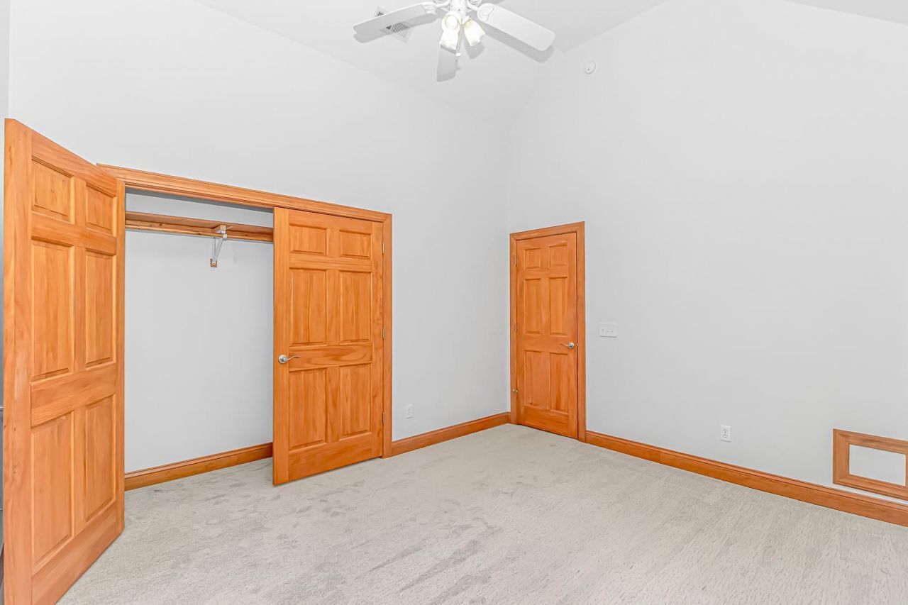 2296 Big Landing Dr. Photo 26