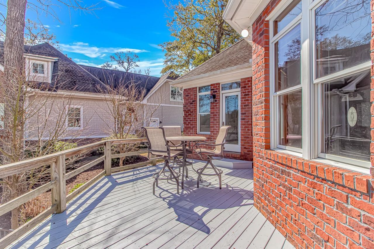 2296 Big Landing Dr. Photo 28