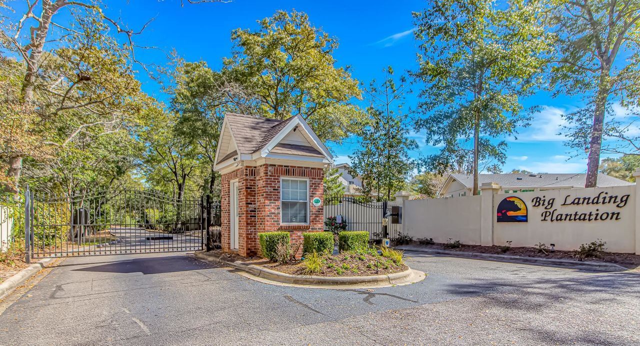 2296 Big Landing Dr. Photo 46