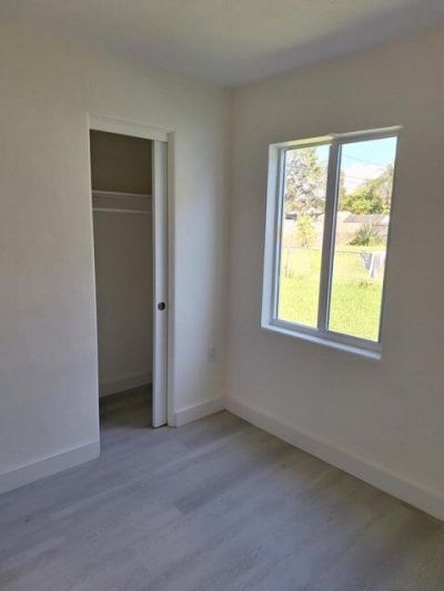 360 Barraclough Street, Fort Pierce, FL 34982 Photo