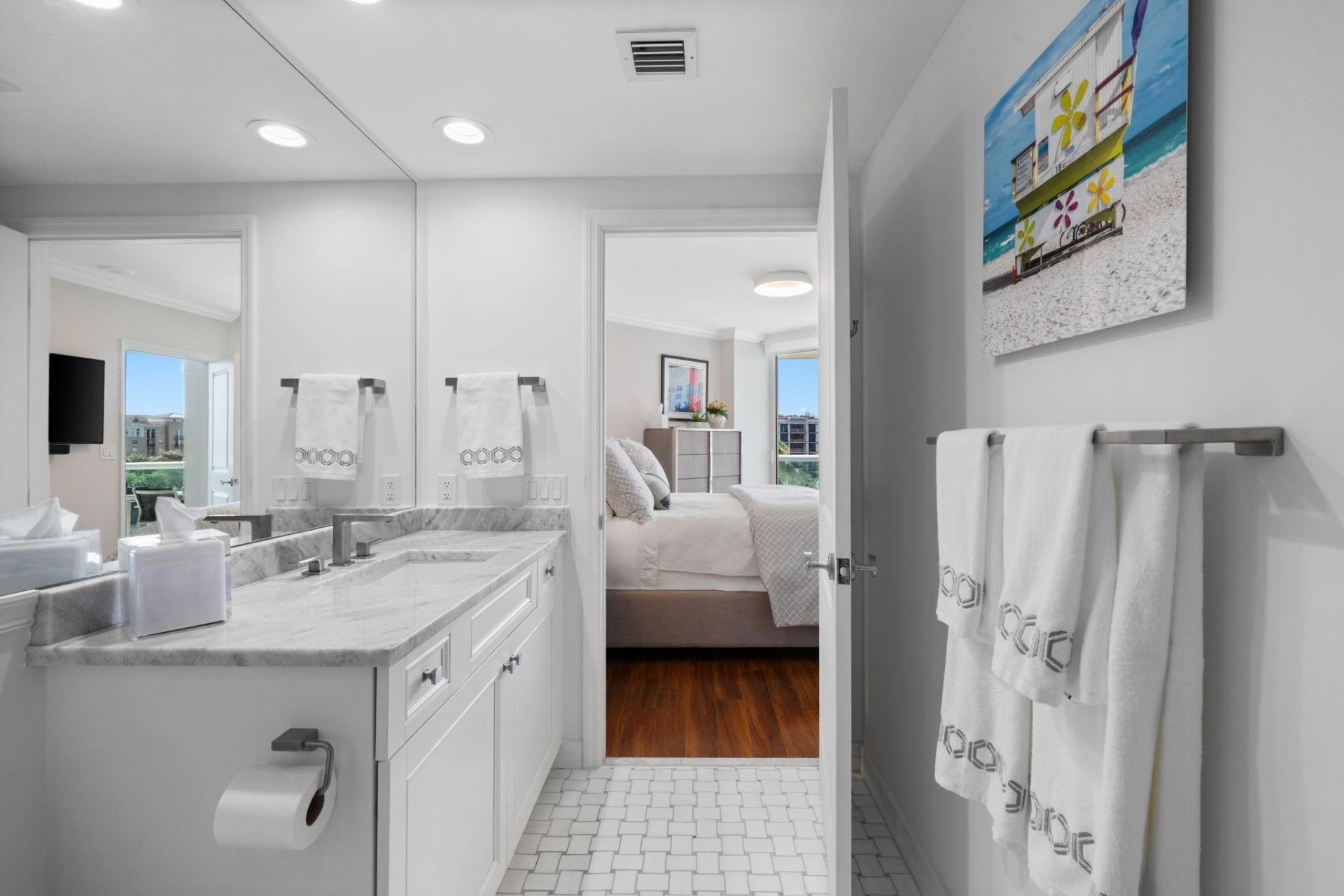 347 N New River Drive, Unit 610, Fort Lauderdale, FL 33301 Photo