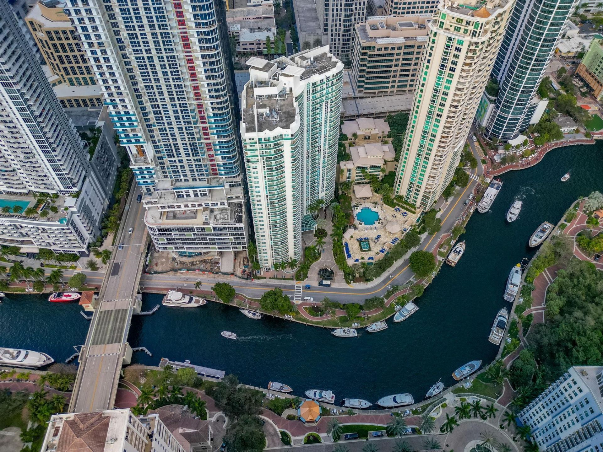 347 N New River Drive, Unit 610, Fort Lauderdale, FL 33301 Photo