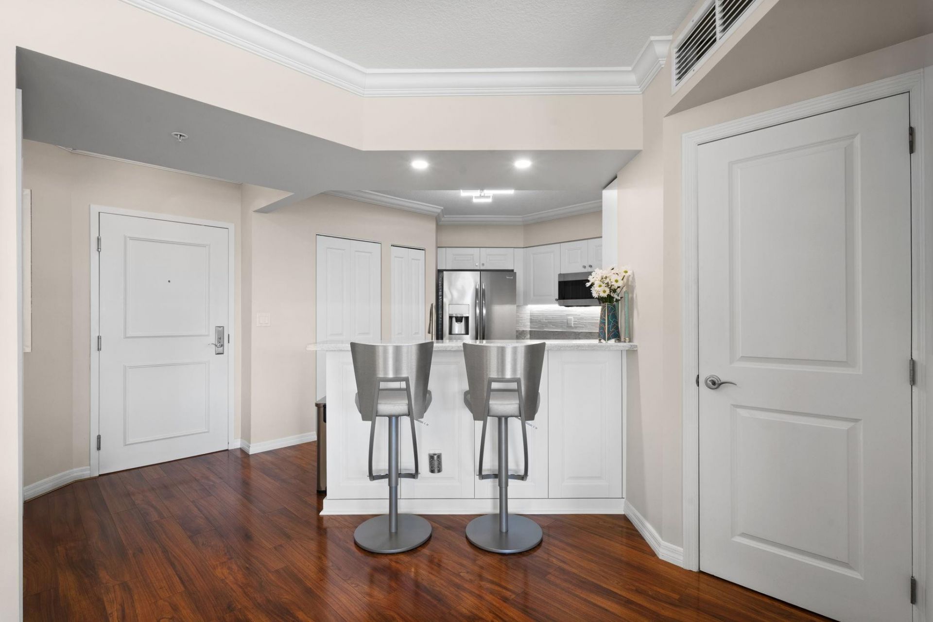 347 N New River Drive, Unit 610, Fort Lauderdale, FL 33301 Photo