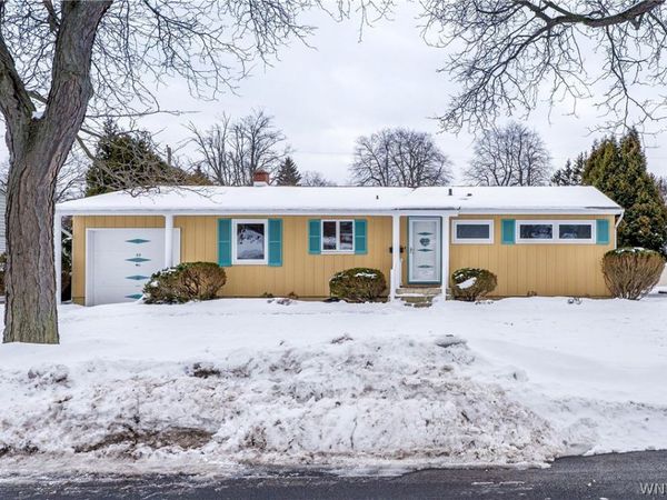 13 Standish Road , Lockport, NY 14094