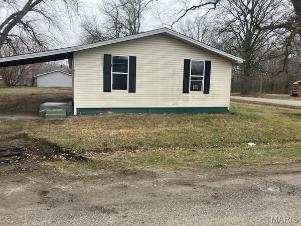 407 S Illinois Street , Benld, IL 62009