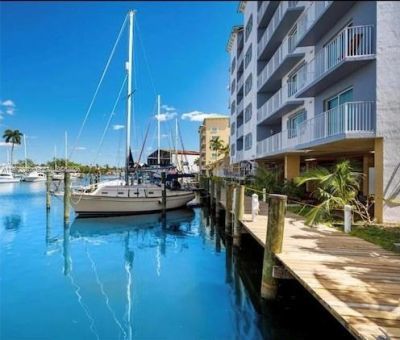 2415 NW 16th St Rd , Unit 214, Miami, FL 33125 Photo