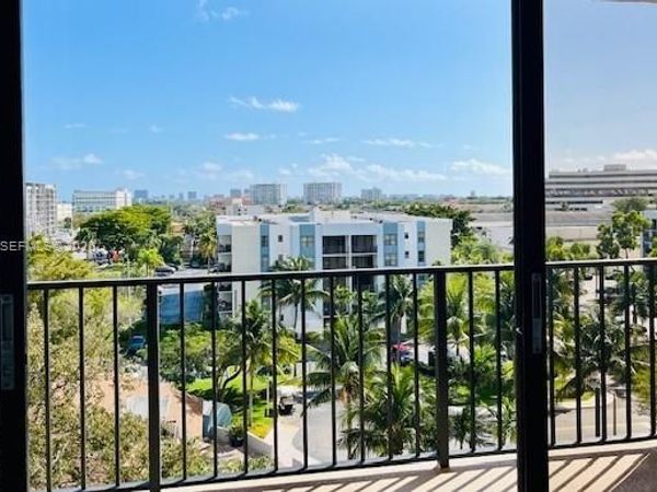 1470 NE 123rd St , Unit A707, North Miami, FL 33161