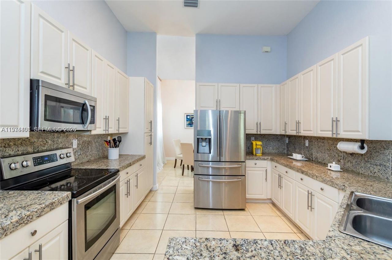 7408 SW 189th Ter, Cutler Bay, FL 33157 Photo