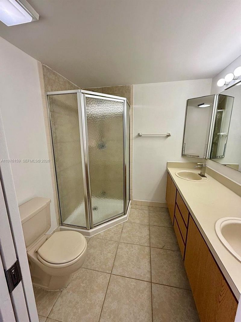 602 Green Springs Pl , Unit 602, West Palm Beach, FL 33409 Photo