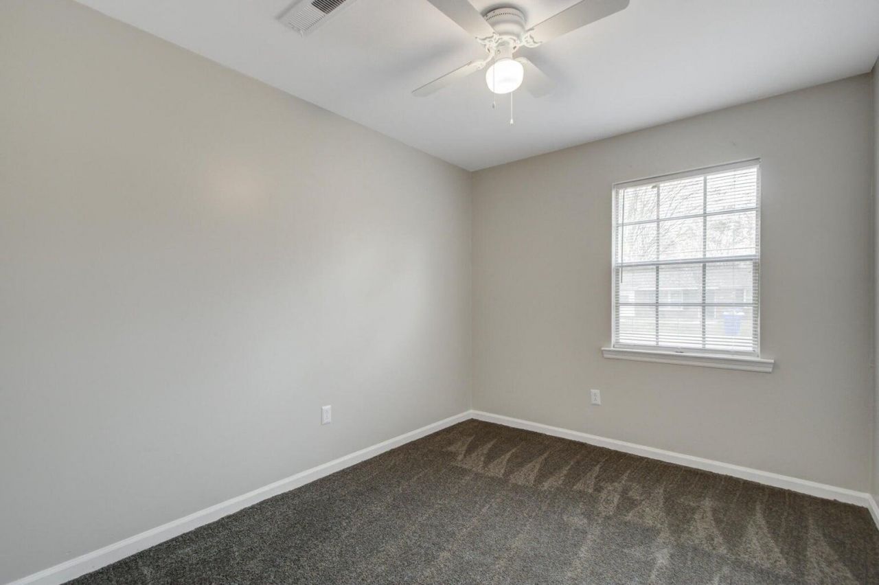 1978 Holliday Street Photo 15