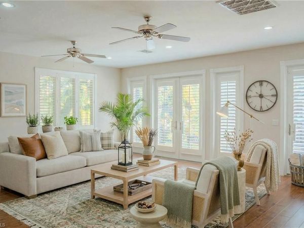 25335 Pinson DR, BONITA SPRINGS, FL 34135