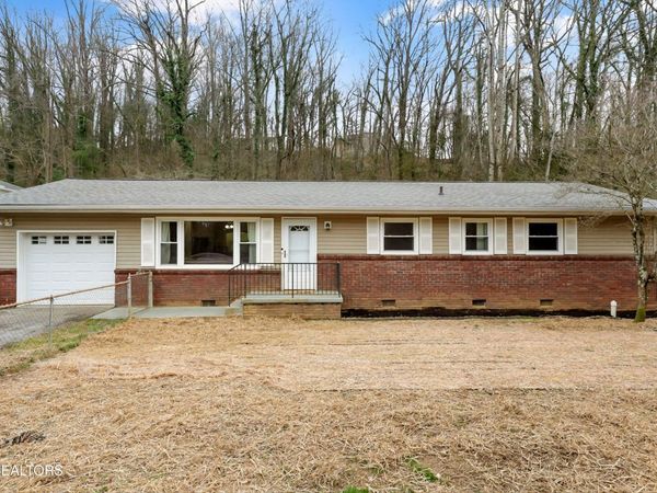 116 Stone Rd, Knoxville, TN 37920