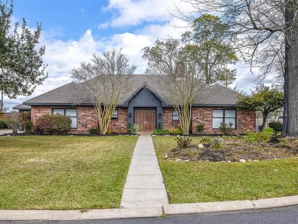 4106 Lucas Lane, Lake Charles, LA 70605