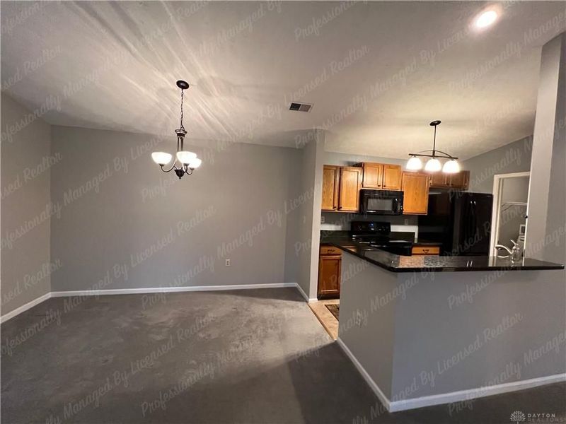 6650 Wareham Court, Unit 8, Centerville, OH 45459 Photo 8