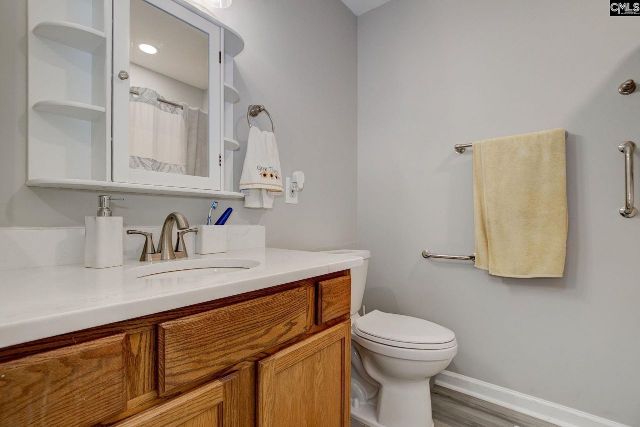 511 Autumn Glen Road  Photo 17